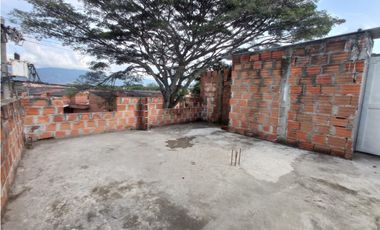 CASA ESQUINERA BIFAMILIAR EN VENTA EN PALMIRA B/BOSQUES DEL EDEN