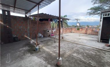 CASA ESQUINERA BIFAMILIAR EN VENTA EN PALMIRA B/BOSQUES DEL EDEN