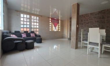 CASA ESQUINERA BIFAMILIAR EN VENTA EN PALMIRA B/BOSQUES DEL EDEN