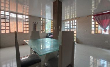 CASA ESQUINERA BIFAMILIAR EN VENTA EN PALMIRA B/BOSQUES DEL EDEN