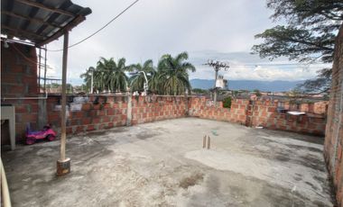 CASA ESQUINERA BIFAMILIAR EN VENTA EN PALMIRA B/BOSQUES DEL EDEN