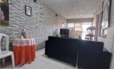 CASA ESQUINERA BIFAMILIAR EN VENTA EN PALMIRA B/BOSQUES DEL EDEN