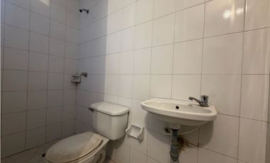 Se arrienda casa en Alcazares - Santa Marta