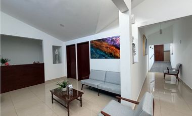 Renta Consultorio con Recepción en Revolución Pachuca planta Baja