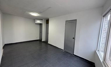 Alto Retorno y Valorización: Edificio Comercial Listo para Generar Renta en Avenida Principal del Sur.