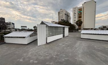 Alto Retorno y Valorización: Edificio Comercial Listo para Generar Renta en Avenida Principal del Sur.