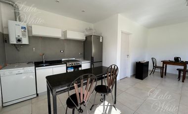 Casa en Alquiler – Lares de CanningCasa