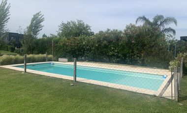 El Canton - Islas | Alquiler | Impecable casa al agua (posibilidad de alquilar amoblada)