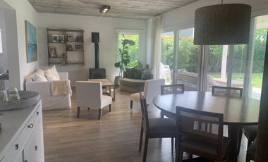 El Canton - Islas | Alquiler | Impecable casa al agua (posibilidad de alquilar amoblada)