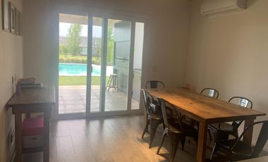 El Canton - Islas | Alquiler | Impecable casa al agua (posibilidad de alquilar amoblada)
