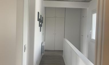 El Canton - Islas | Alquiler | Impecable casa al agua (posibilidad de alquilar amoblada)