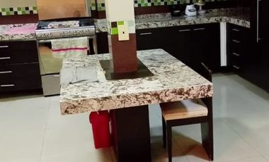 Casa Amueblada Con Alberca en en Emiliano Zapata 🏡