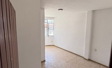 Departamento en renta para oficinas ò consultorio.
