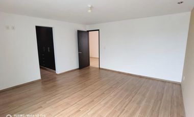 Casa - Fraccionamiento Bosques de San Juan