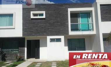 Casa - Fraccionamiento Bosques de San Juan