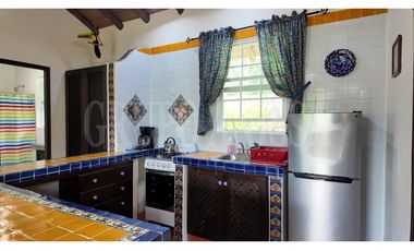 Se vende Amplia Casa en Altos del Maria con vistas panorámicas