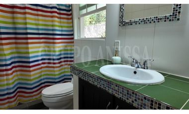 Se vende Amplia Casa en Altos del Maria con vistas panorámicas