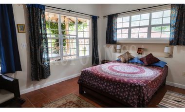 Se vende Amplia Casa en Altos del Maria con vistas panorámicas