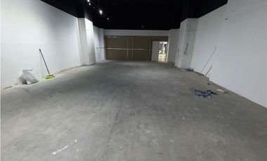 ARRAIJAN / WESTLAND MALL / LOCAL / 160M2 / PLANTA BAJA