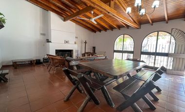 Casa en venta de 5 habitaciones en Barrio Bombal