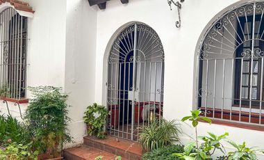 Casa en venta de 5 habitaciones en Barrio Bombal