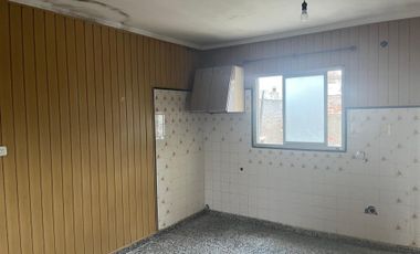 CASA 2 DORMITORIOS EN LAGUNA PAIVA - INTERNO
