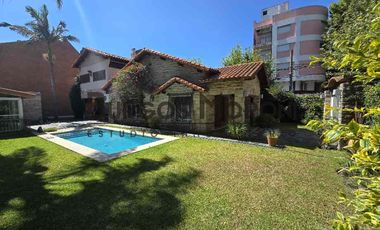 Casa en alquiler en Ramos Mejia Sur