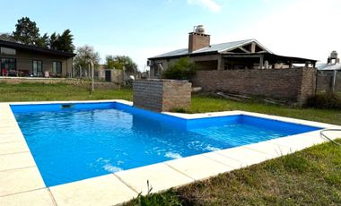 VENTA CASA QUINTA C PISCINA EN JARDINES D LA COSTA