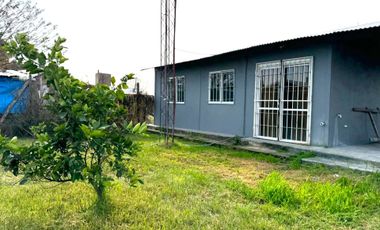 VENTA CASA QUINTA C PISCINA EN JARDINES D LA COSTA