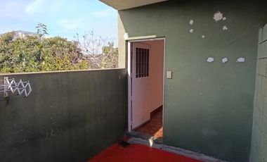 Departamento en alquiler en Isidro Casanova