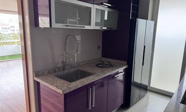 Departamento en Arriendo en Recién remodelado a pasos del metro El Golf