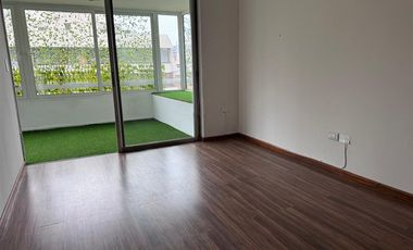 Departamento en Arriendo en Recién remodelado a pasos del metro El Golf
