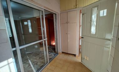 CASA T/CHALET DE 3 DORM. COCHERA, PATIO, QUINCHO