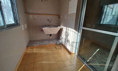 CASA T/CHALET DE 3 DORM. COCHERA, PATIO, QUINCHO