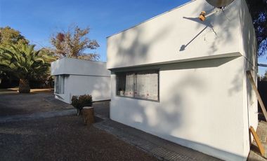 Casa en Arriendo en licanray con los guerreros