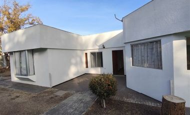 Casa en Arriendo en licanray con los guerreros