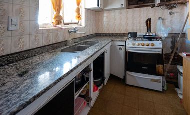 VENTA DE 2 CASAS MAS LOCAL EN ALVAREZ APTO CREDITO