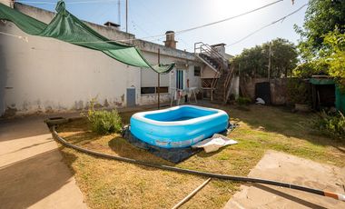 VENTA DE 2 CASAS MAS LOCAL EN ALVAREZ APTO CREDITO