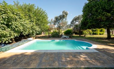 CASA EN VENTA EN OLIVEROS QUINCHO PILETA PARRILLA