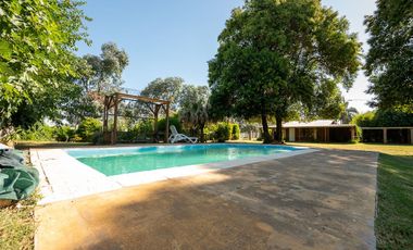 CASA EN VENTA EN OLIVEROS QUINCHO PILETA PARRILLA
