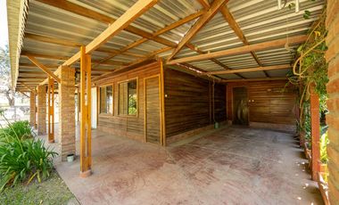 CASA EN VENTA EN OLIVEROS QUINCHO PILETA PARRILLA