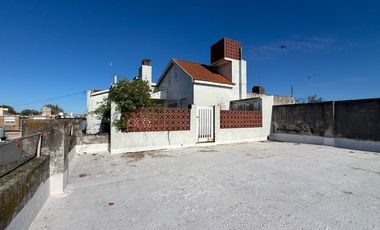 VENTA GALPON CON VIVIENDA 5 AMBIENTES EN SAN JOSE