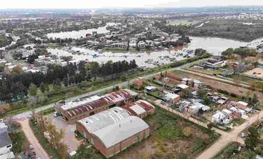 Depósitos/Galpones de 700M2, Z. Ind. Villa La Ñata