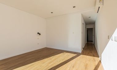 CASA EN VENTA EN UNA SOLA PLANTA 3 DORMIS Y PILETA