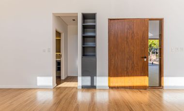 CASA EN VENTA EN UNA SOLA PLANTA 3 DORMIS Y PILETA