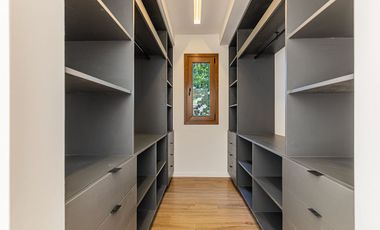 CASA EN VENTA EN UNA SOLA PLANTA 3 DORMIS Y PILETA