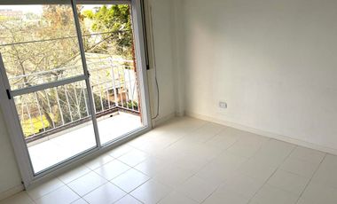 PH 3 ambientes en alquiler Munro sin expensas