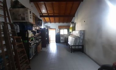 VENTA CASA 3 AMB CON GRAN PARQUE CERCA DE LA COSTA