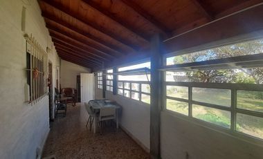 VENTA CASA 3 AMB CON GRAN PARQUE CERCA DE LA COSTA