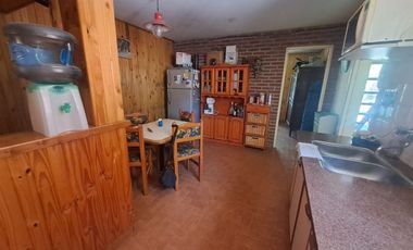 venta casa 3 ambientes con jardín en Santa Clara